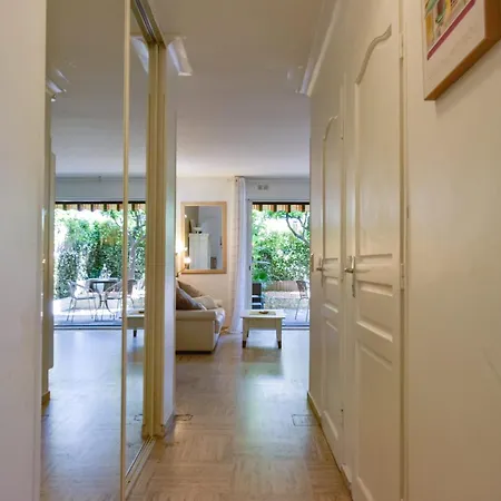 شقة Cozy Garden-level Close To The Sea كان